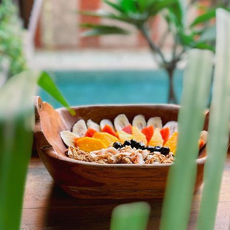 Perissos Echo Beach Canggu Exterior foto